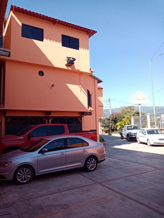 Hotel Real Plaza Ocosingo Exterior foto